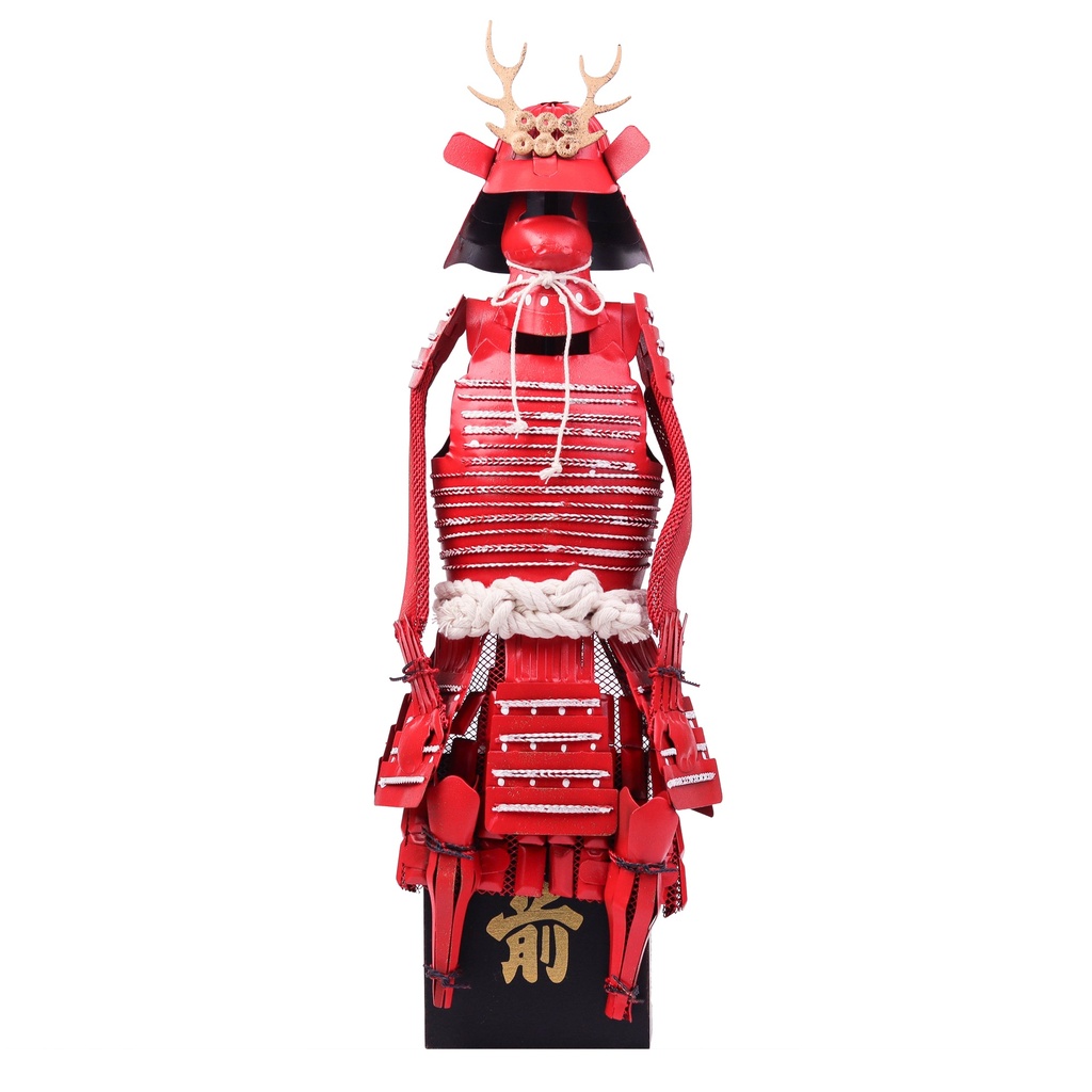 ตุ๊กตานักรบญี่ปุ่นเกราะแดง